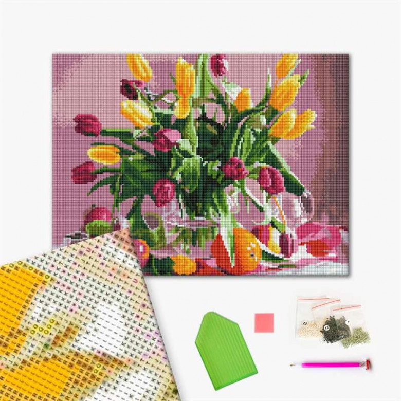 Березневі тюльпани