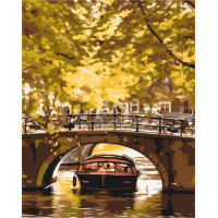 Прогулянка човнем по каналах