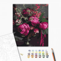 Малинові піони Малинові піони