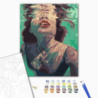 Дівчина під водою