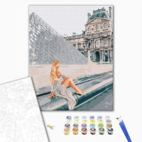 Красуня біля Лувру Красуня біля Лувру