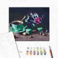 Кава з макарунами