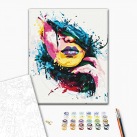 Дівчина у фарбах