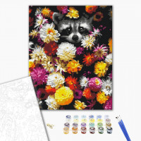 Єнот в квітах