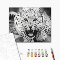 Хижак в русі