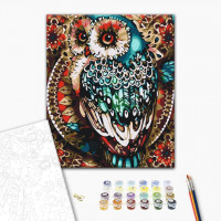 Сова в кольоровій мозаїці