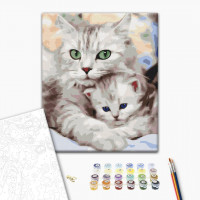 Мама кішка з котеням