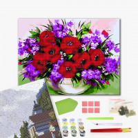 Маки в білій вазі Маки в білій вазі