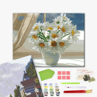 Ромашки в білій вазі на вікні Ромашки в білій вазі на вікні